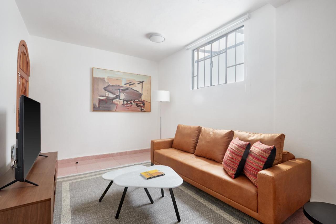 Sonder Casa Tonala Mexico City Room photo